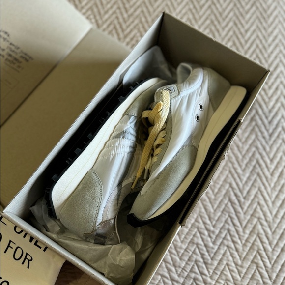 Golden Goose Gray & White Running Marathon M77 Sneakers - Picture 7 of 12